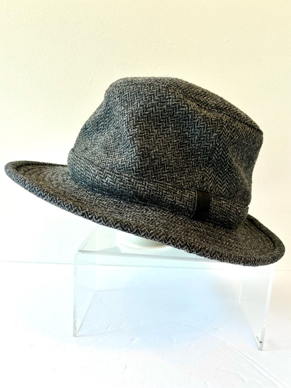 Tilley Endurables TTW2 Tec-Wool Hat with Tuck-Away Earflap, Unisex